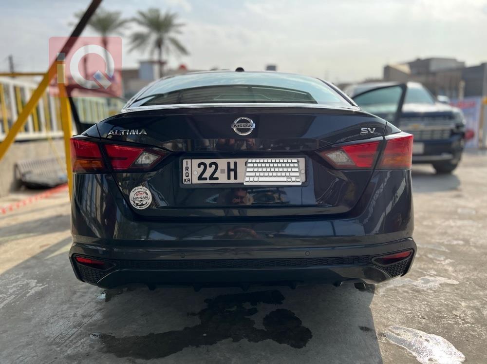 نيسان ألتيما